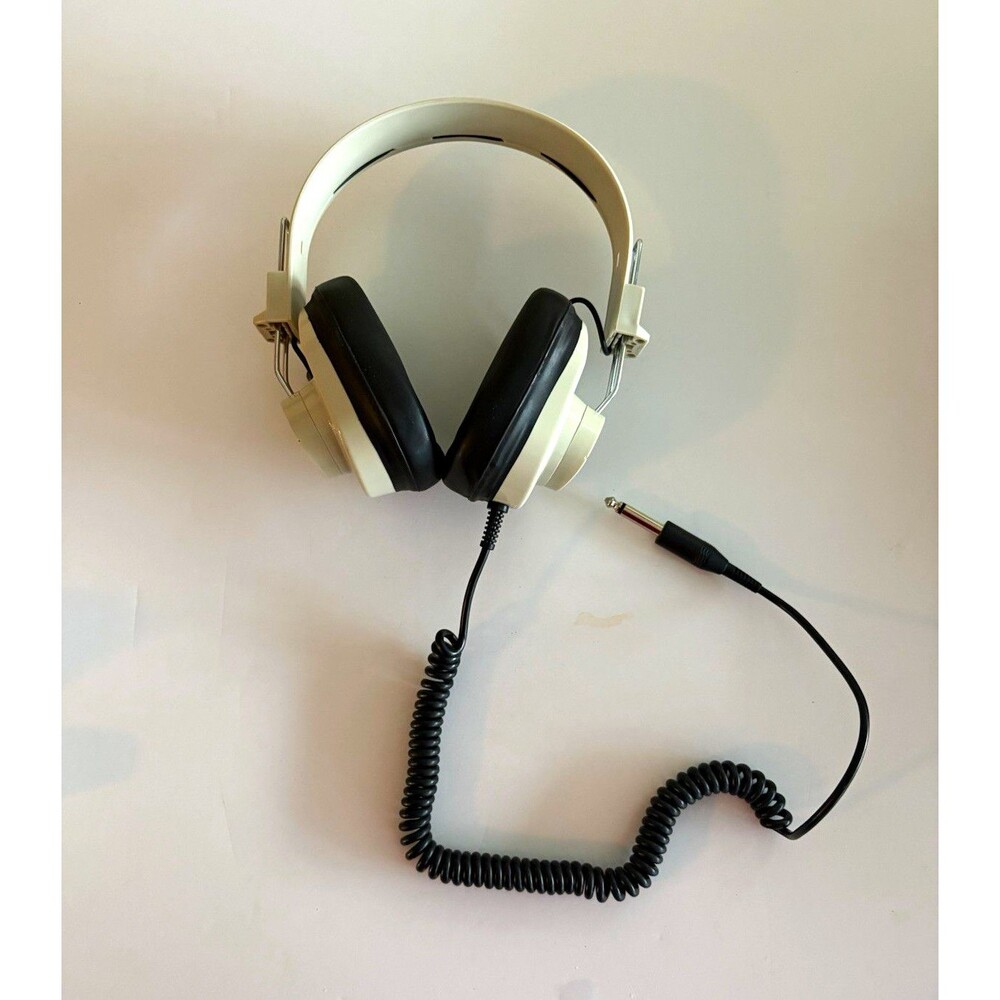Califone 2924AV-P Vintage Stereo Headphones 1/4” Plug Coiled Cord White Black